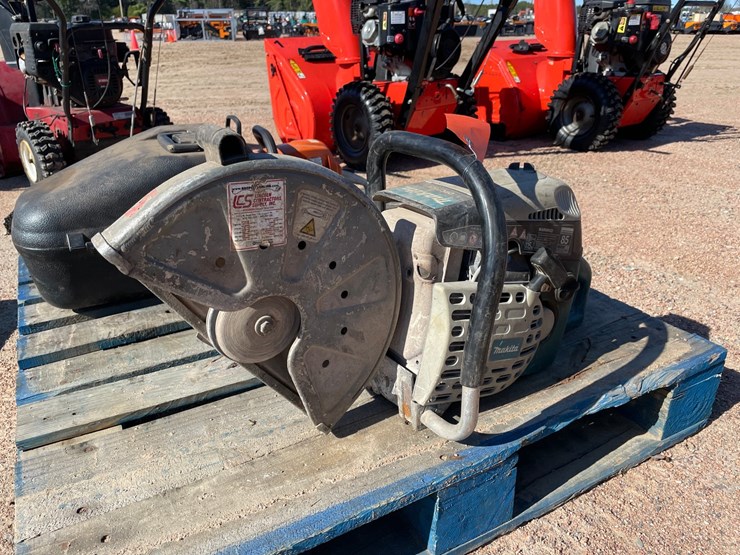 #1540-•-makita-dpc7321-masonry-saw-image-1