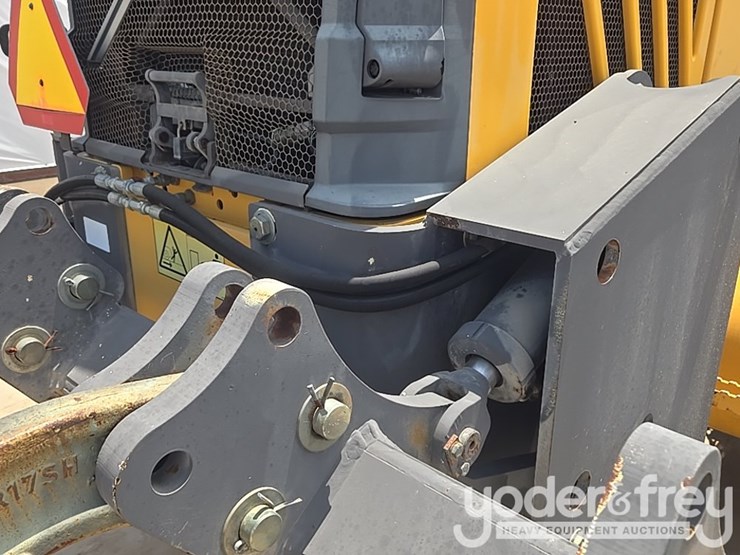2008-volvo-g940-image-32