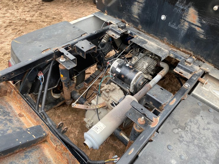 #1557-•-cushman-hauler-1200-utv-image-9