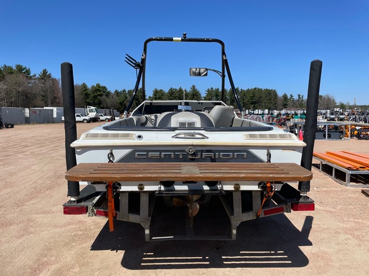 #1565-•-1989-ski-centurion-falcon-19'-ski-boat-(has-reg-card)-image-6