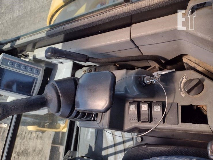 2012-caterpillar-303.5e-cr-image-9