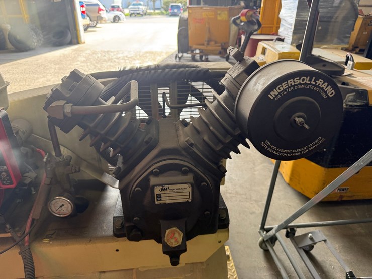 2016-honda-gx390-image-9