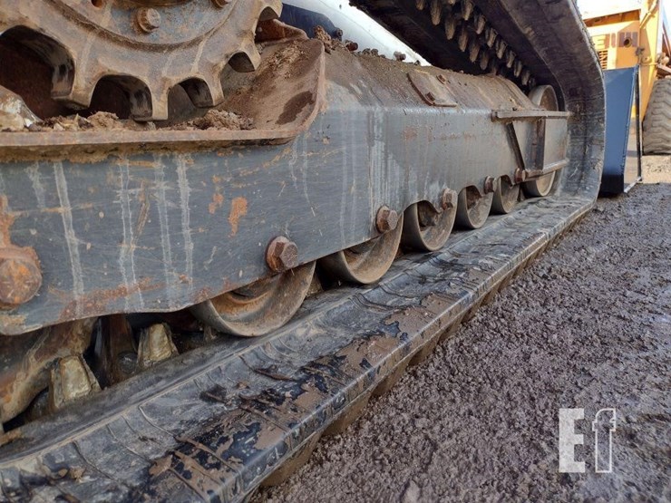 2019-bobcat-t770-image-33