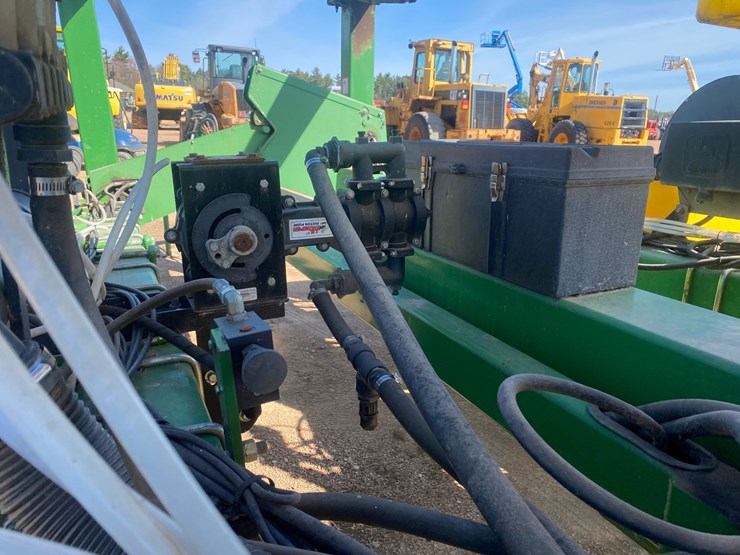 john-deere-7200-image-54