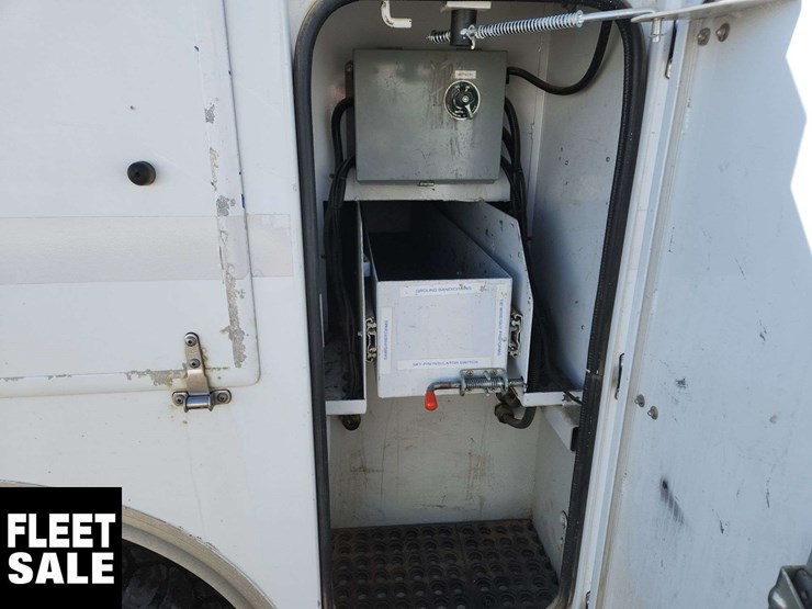 2020-ford-f350-image-23