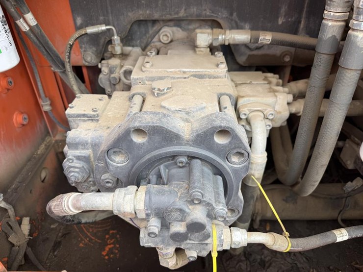 2014-doosan-dx225-lc-image-25