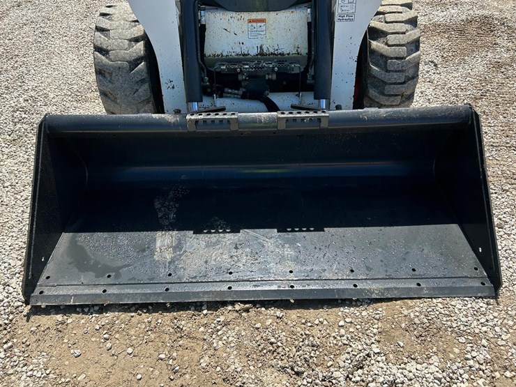 2022-bobcat-s770-image-9