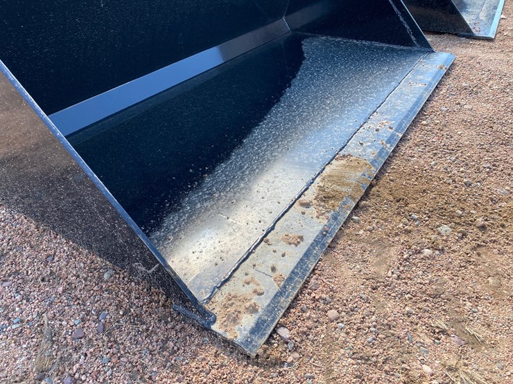 #4055-•-swict-60"-skid-steer-bucket-image-7