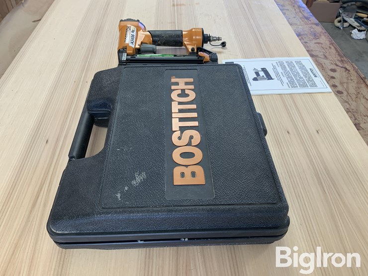 bostitch-sb-125bn-brad-nailer-image-4