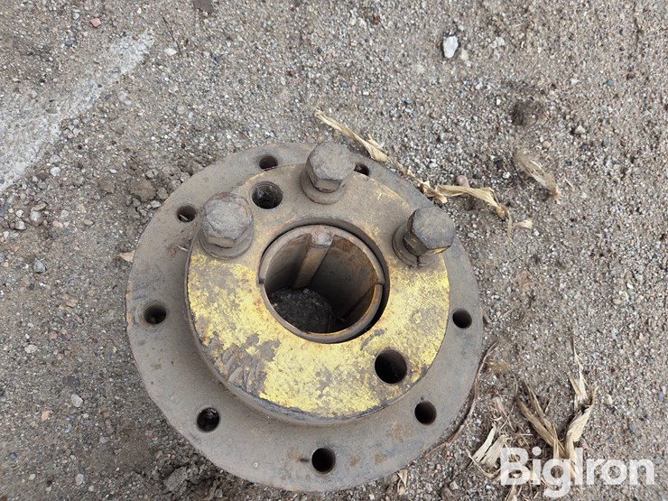 john-deere-axle-hubs-image-10