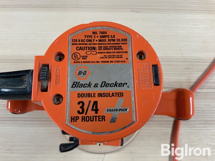 black-&-decker-7604-router-image-9