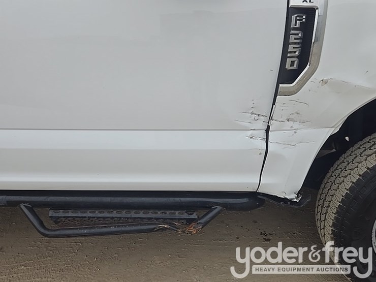 2017-ford-f250-image-43