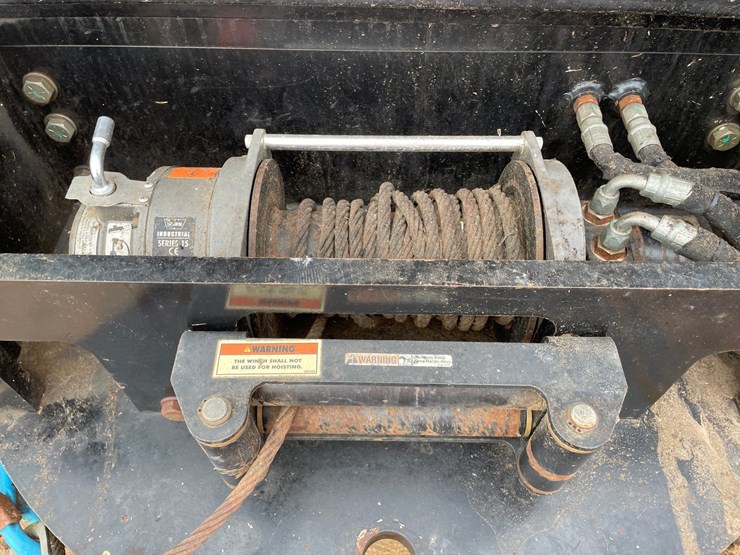 2017-gyro-trac-gt35-image-32