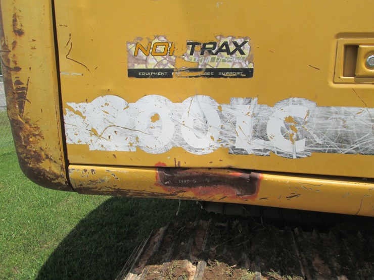 deere-200-lc-image-16