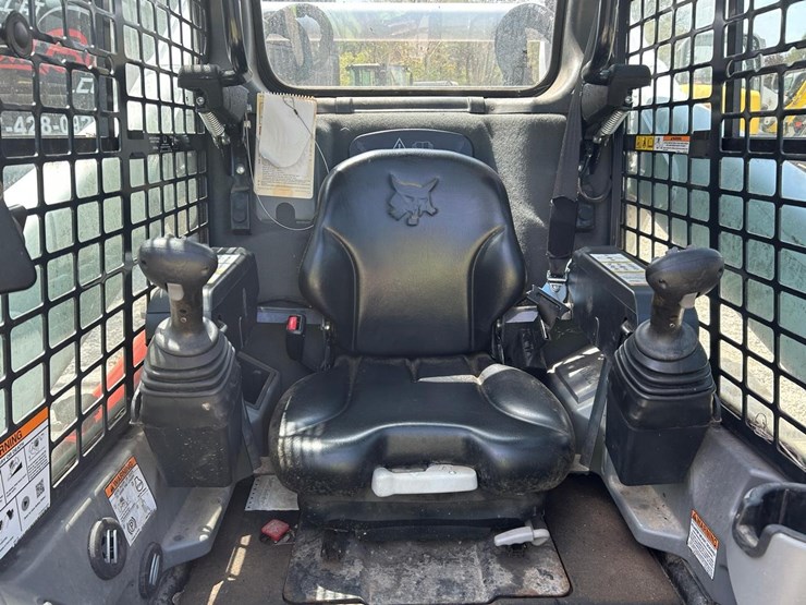 bobcat-t650-image-19