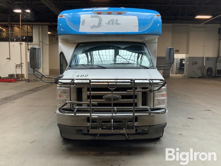 2024-ford-e450-image-2