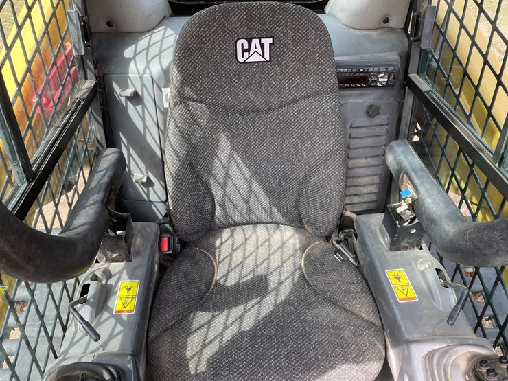 caterpillar-289d-image-39