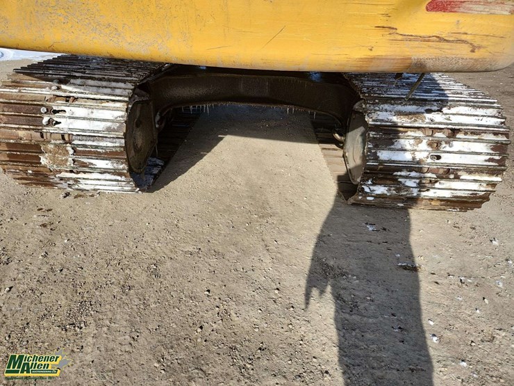 2019-caterpillar-320-image-33