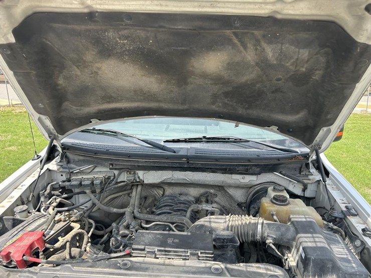 2013-ford-f150-xlt-image-16