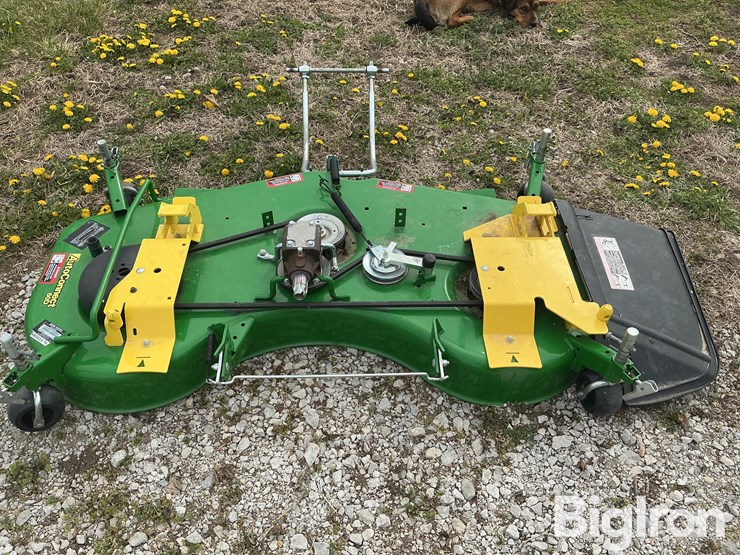 2017-john-deere-60d-image-6