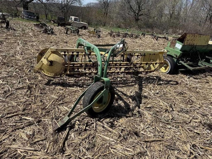 john-deere-660-image-1