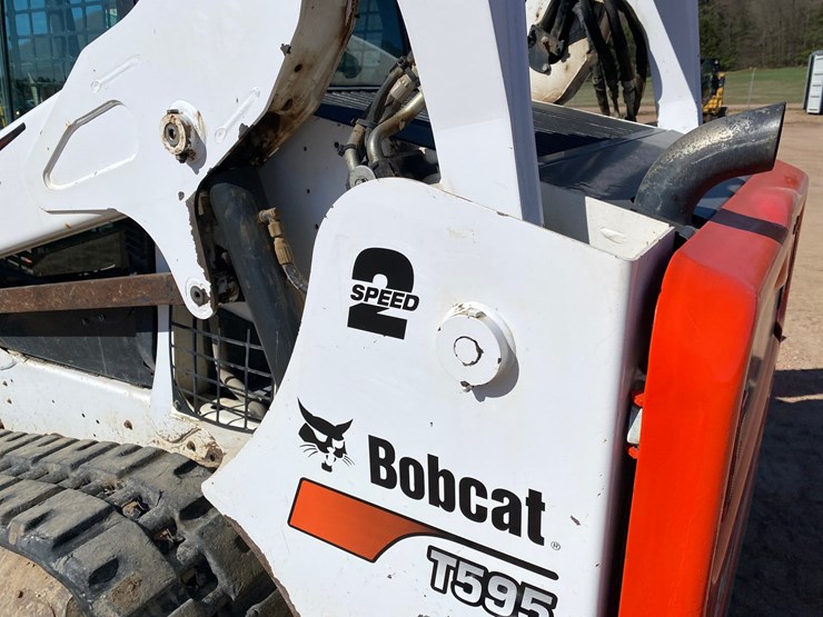 2018-bobcat-t595-image-24