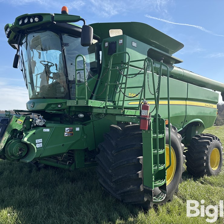 2013 JOHN DEERE S660