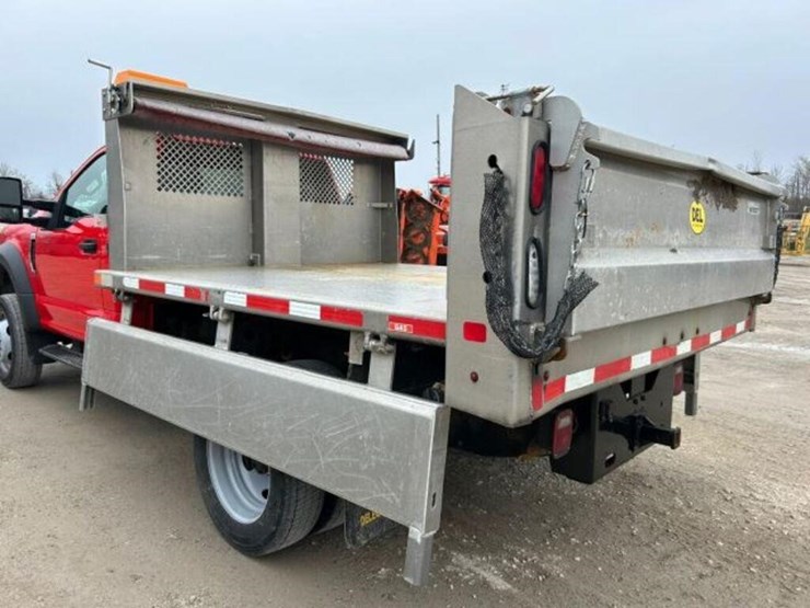 2020-ford-f550-xl-image-36