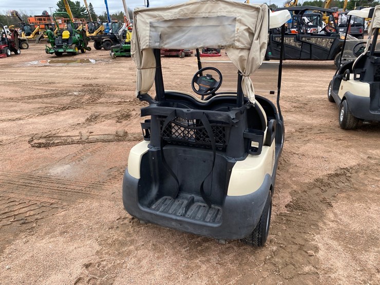 #1581-•-club-car-electric-golf-cart-with-charger-image-6