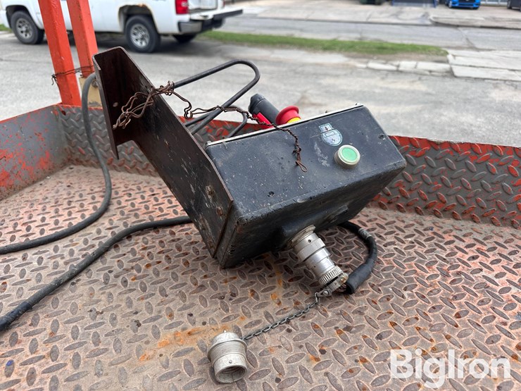 jlg-1932e2-image-17