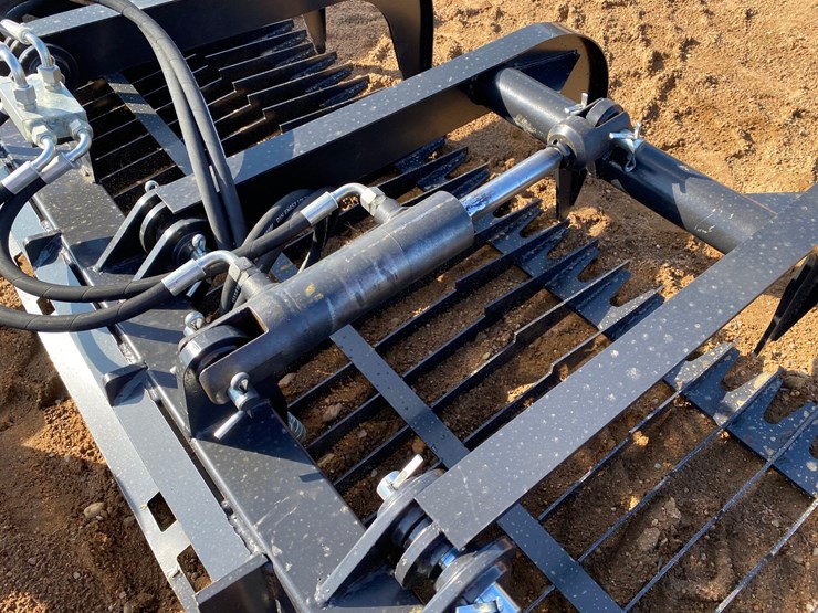 #4116-•-new-jct-84"-skeleton-rock-grapple-bucket-image-8