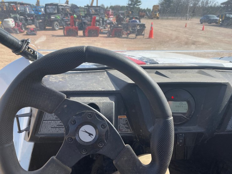 #1597-•-2015-arctic-cat-wildcat-sport-limited-utv-(has-reg.-card)-image-27