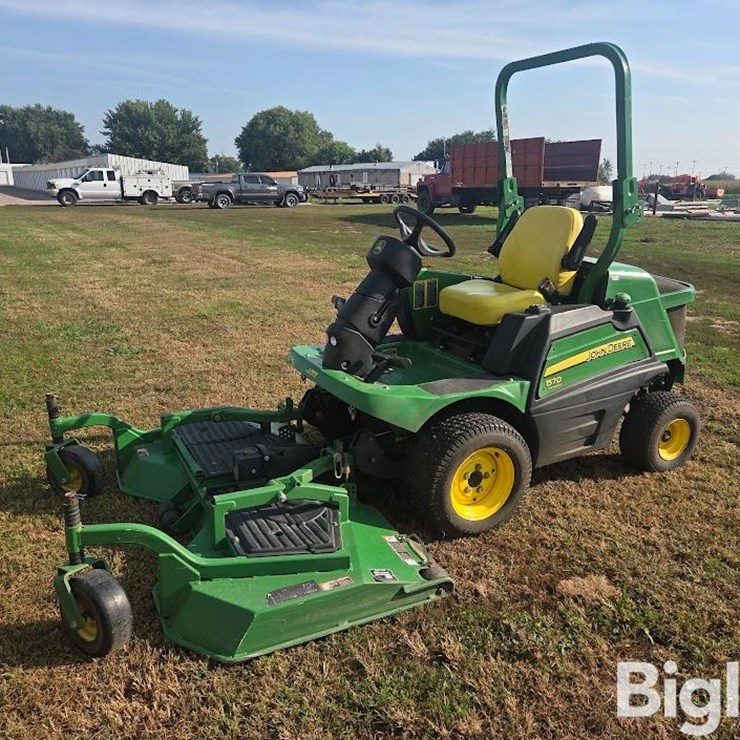 2015 JOHN DEERE 1570