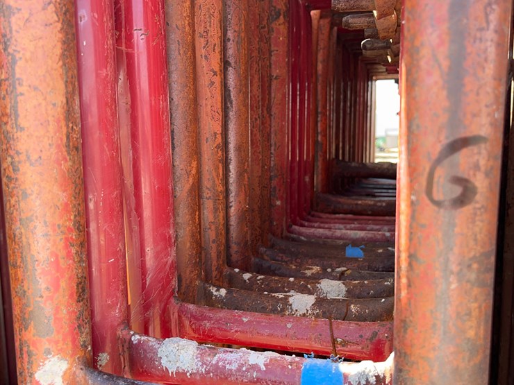 scaffolding-on-carring-cage.-image-5