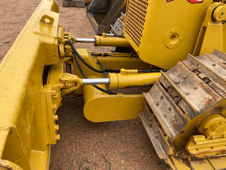 international-td8-image-13