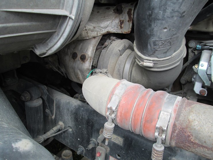 2016-freightliner-cascadia-113-image-22