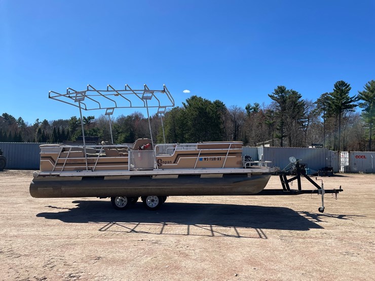 #1574-•-1984-sanpan-816-20'-pontoon-(has-wi-title)-image-5