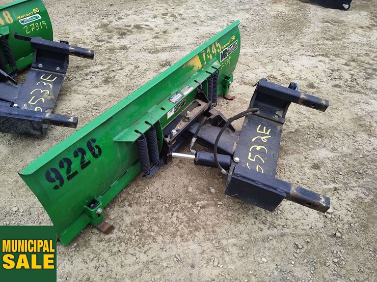john-deere-bladed-plow,-60inches-wide-image-2