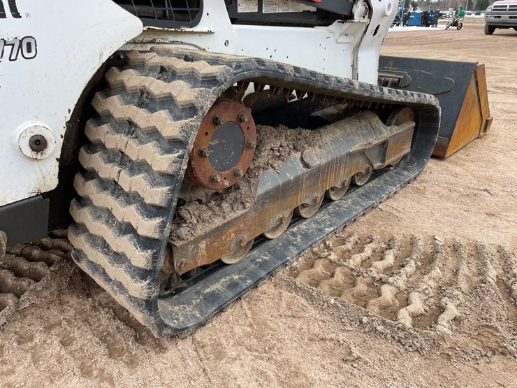 2016-bobcat-t770-image-19