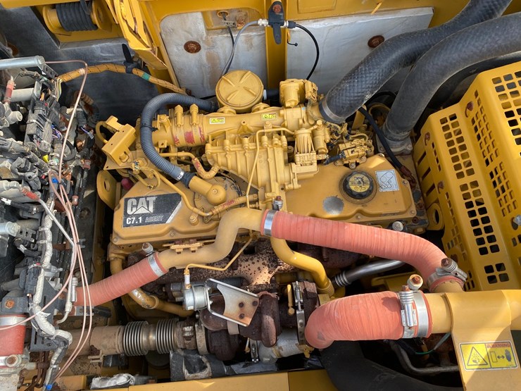 2014-caterpillar-324el-image-41