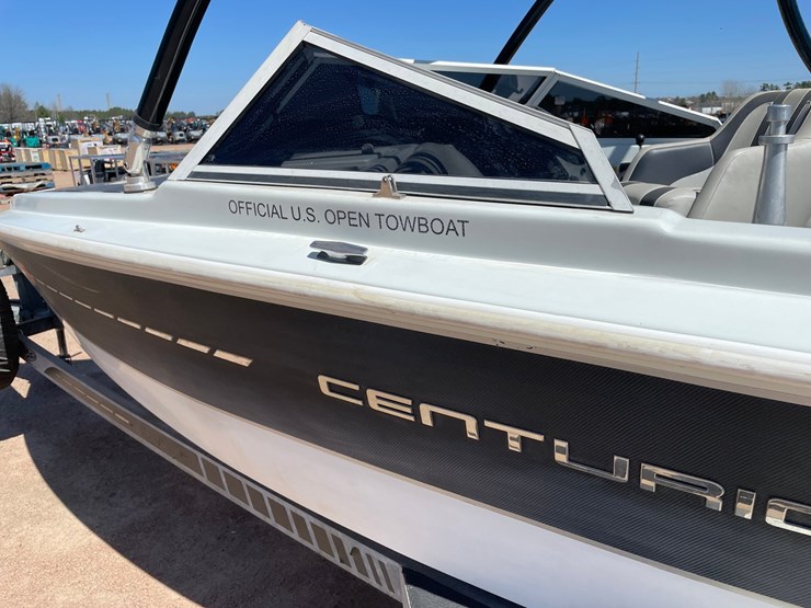 #1565-•-1989-ski-centurion-falcon-19'-ski-boat-(has-reg-card)-image-11