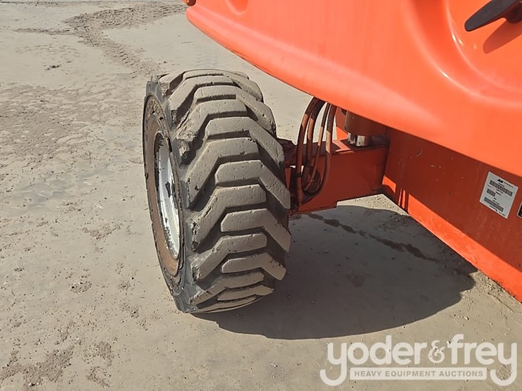 2008-jlg-400s-image-18