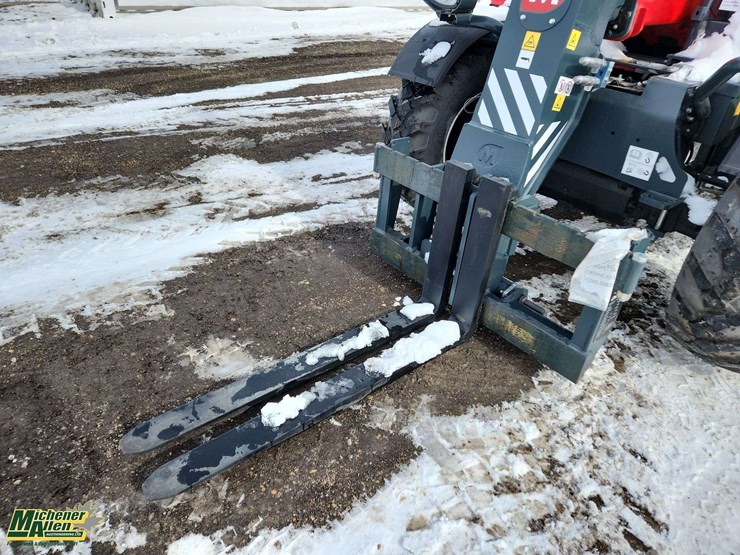 2025-magni-th-3.6-3000-kg-telehandlers-image-15