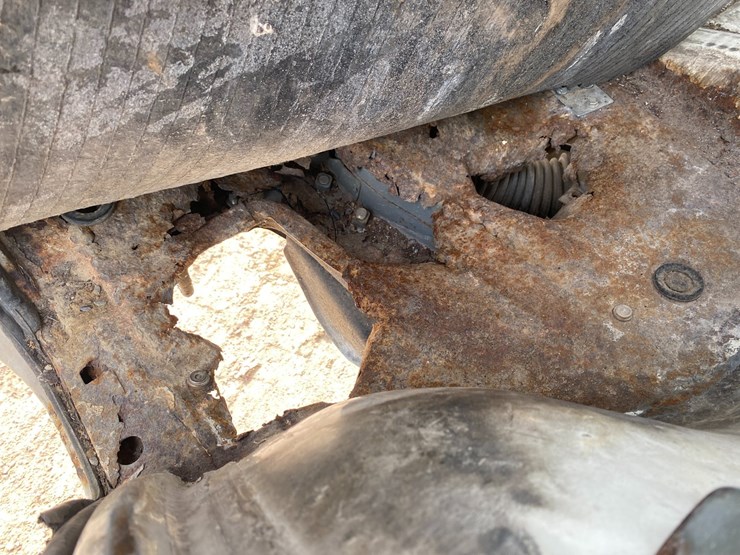 #1561-•-mitsubishi-minicab-truck-(no-title)-image-35