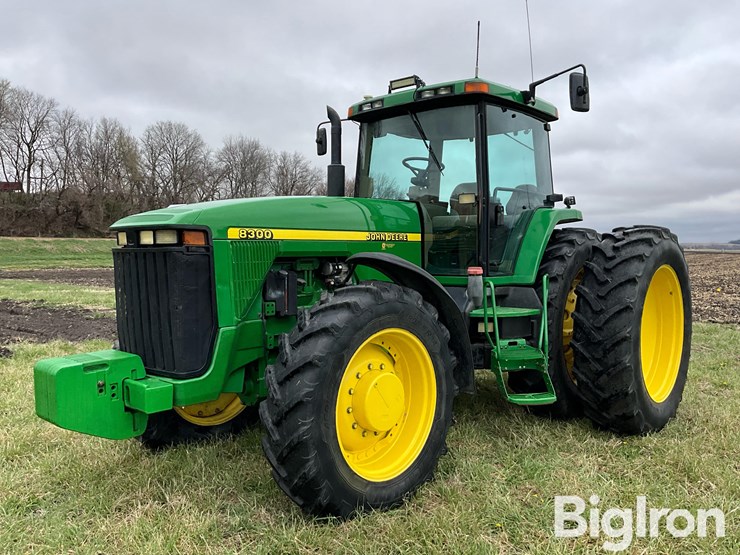 1998-john-deere-8300-image-1