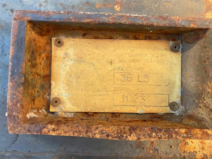 1996-akerman-ew200-image-13