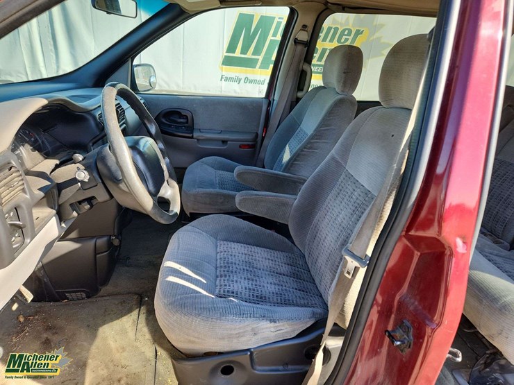 2001-chevrolet-venture-ls-image-16