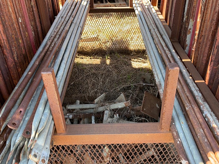 scaffolding-on-carring-cage.-image-7