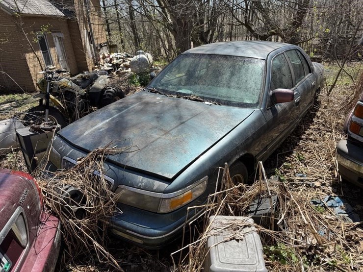 mercury-sedan-image-2