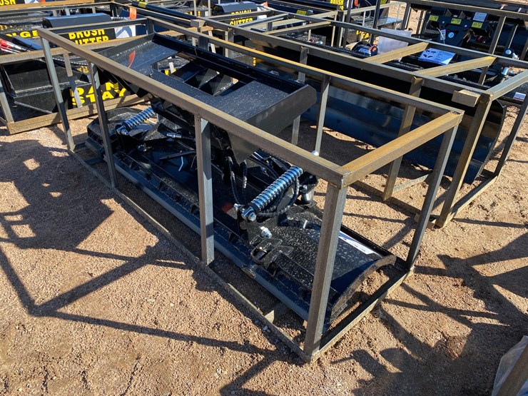 #4087-•-mower-king-84"-hydraulic-dozer-attachment-image-3
